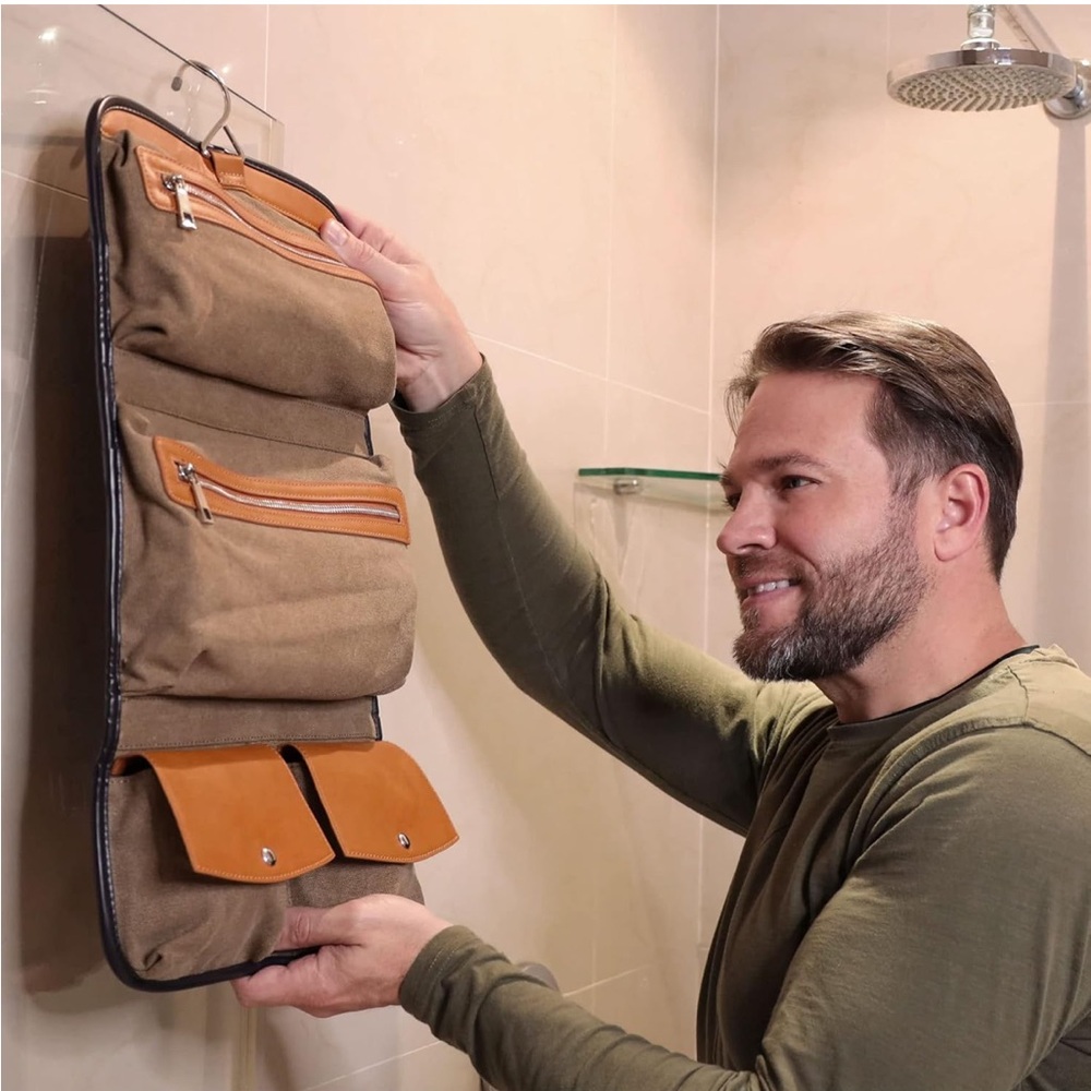 Vetelli Travel Organizer | Toiletry Bag. Men’s 8”x12”. Neutral | Classic | EUC
